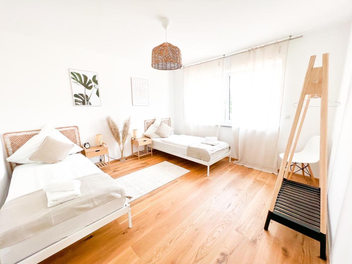 Sunset Club - Suite L Balkon - Kueche - Parkplatz Memmingen Extérieur photo